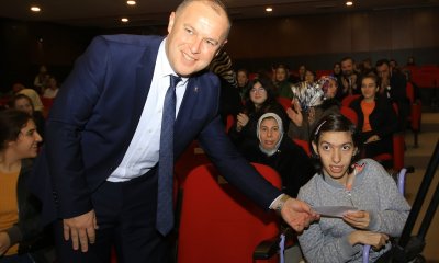 AK PARTİ ENGELLİ VATANDAŞLARIN YANINDA