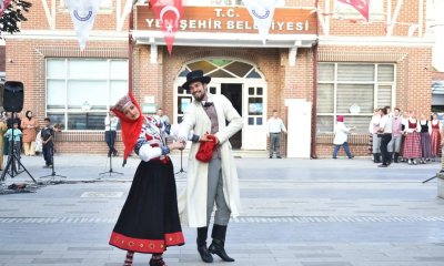 LETONYALI VE MAKEDON DANSÇILAR YENİŞEHİR’DE SAHNE ALDI